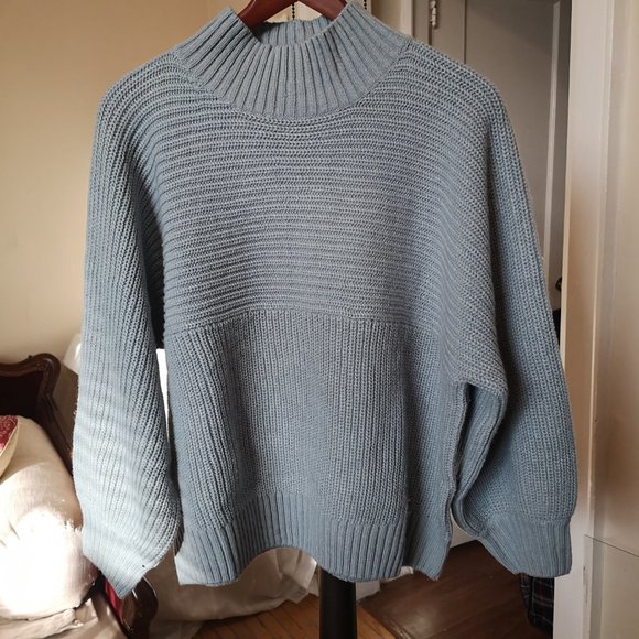 2/$40 Threadbare blue sweater - Picture 3 of 11